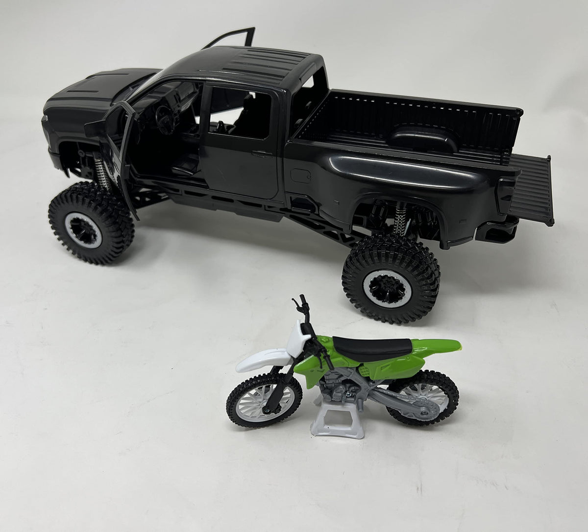 New-Ray X-Treme Adventure truck with open doors for easy interior access