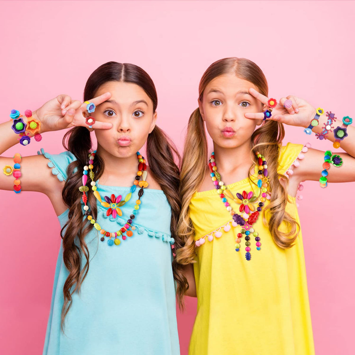 NEXBOX beads color sorting shot boosting color recognition during toddler activities.
