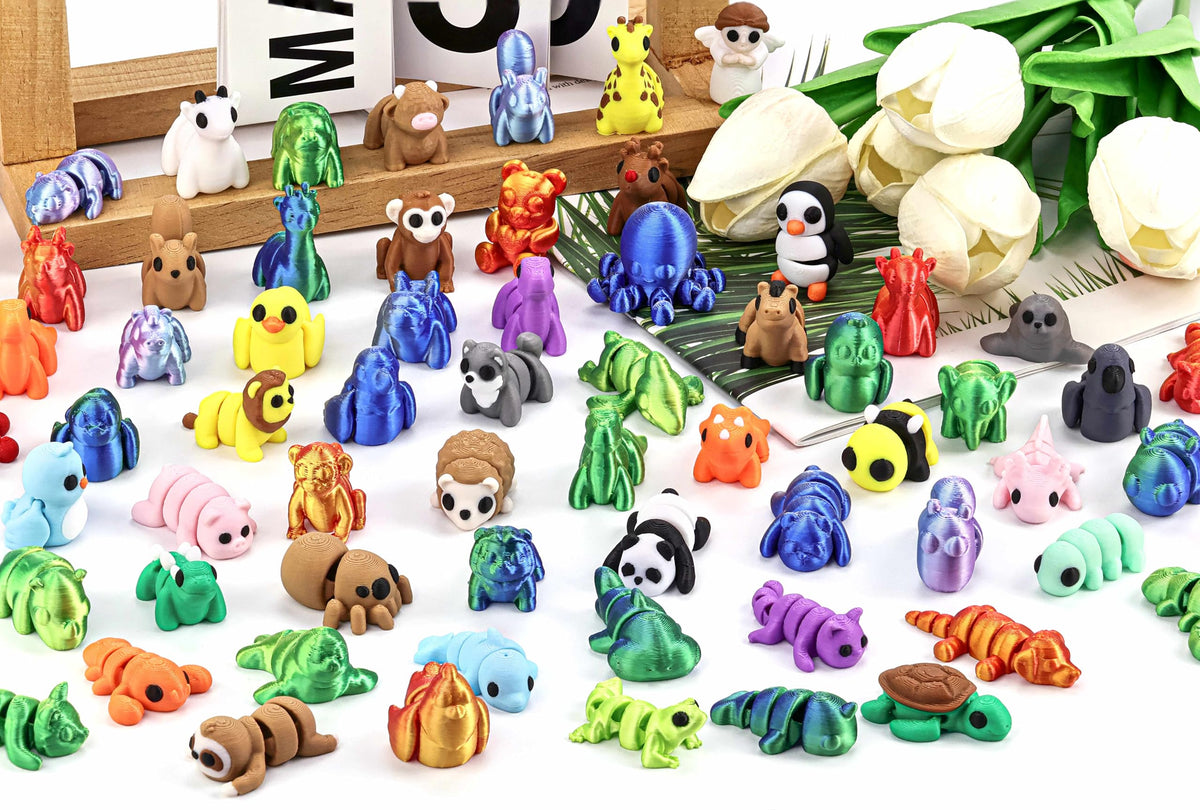 NEXT STOP M 25-piece animal figures set desk buddy boosts creativity and focus