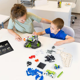 NEXTJOY STEM High-Speed Shooter in action engages quick-build experiments.