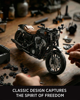 Nifeliz Iron 83 engine detail shows piston motion and mechanical detail