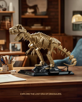 Nifeliz T. Rex jaw and head are adjustable for dynamic posing.