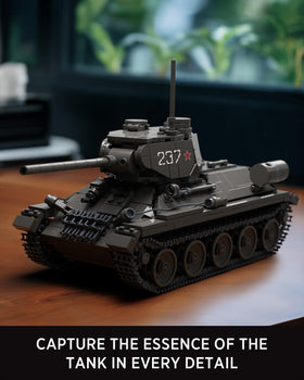 Nifeliz T34/85 tank model with adjustable turret enables precise posing
