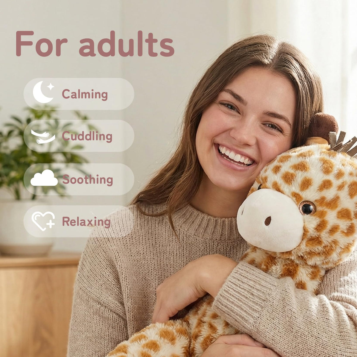 Niuniu Daddy hugging-back sensation provides gentle support during lounging on the sofa.