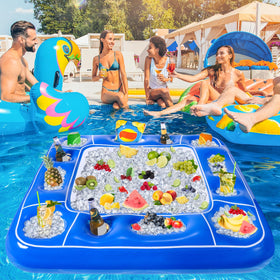 Niuyhe hot tub tray doubles as a casual snack and drink station.