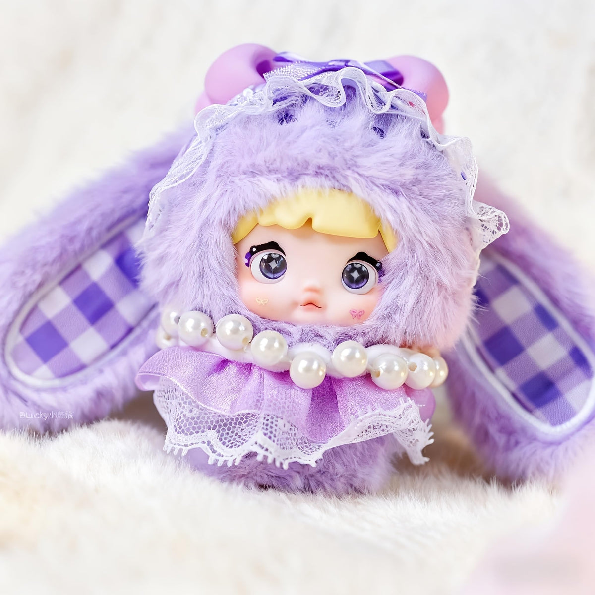 Close-up of Nommi Sweetheart Bunny's cute facial features.