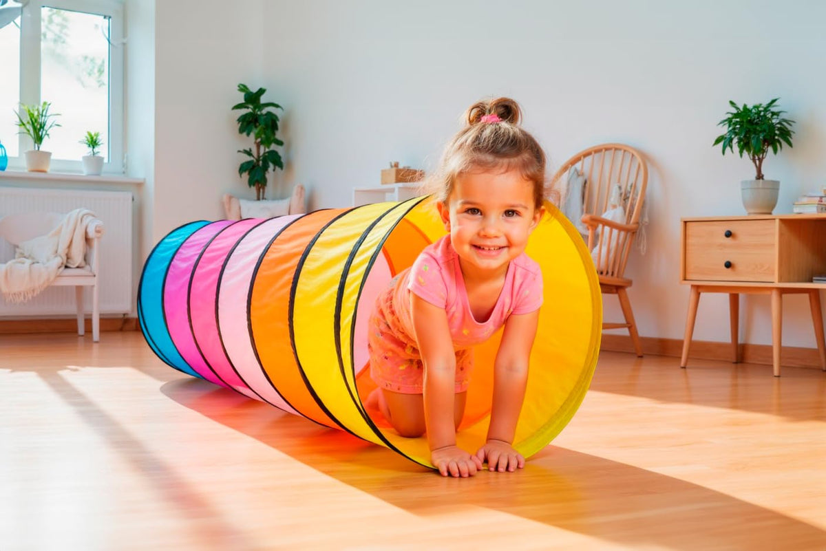 NUBUNI Tunnel is pet-friendly for versatile indoor or outdoor fun