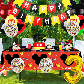 Nyhpar number 3 foil balloon adds a bold focal point.