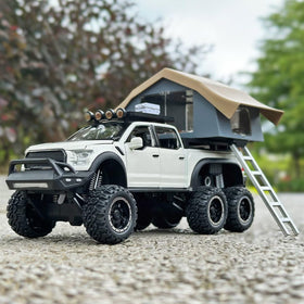 OANMYJJO F150 diecast truck with doors open for interactive exploration