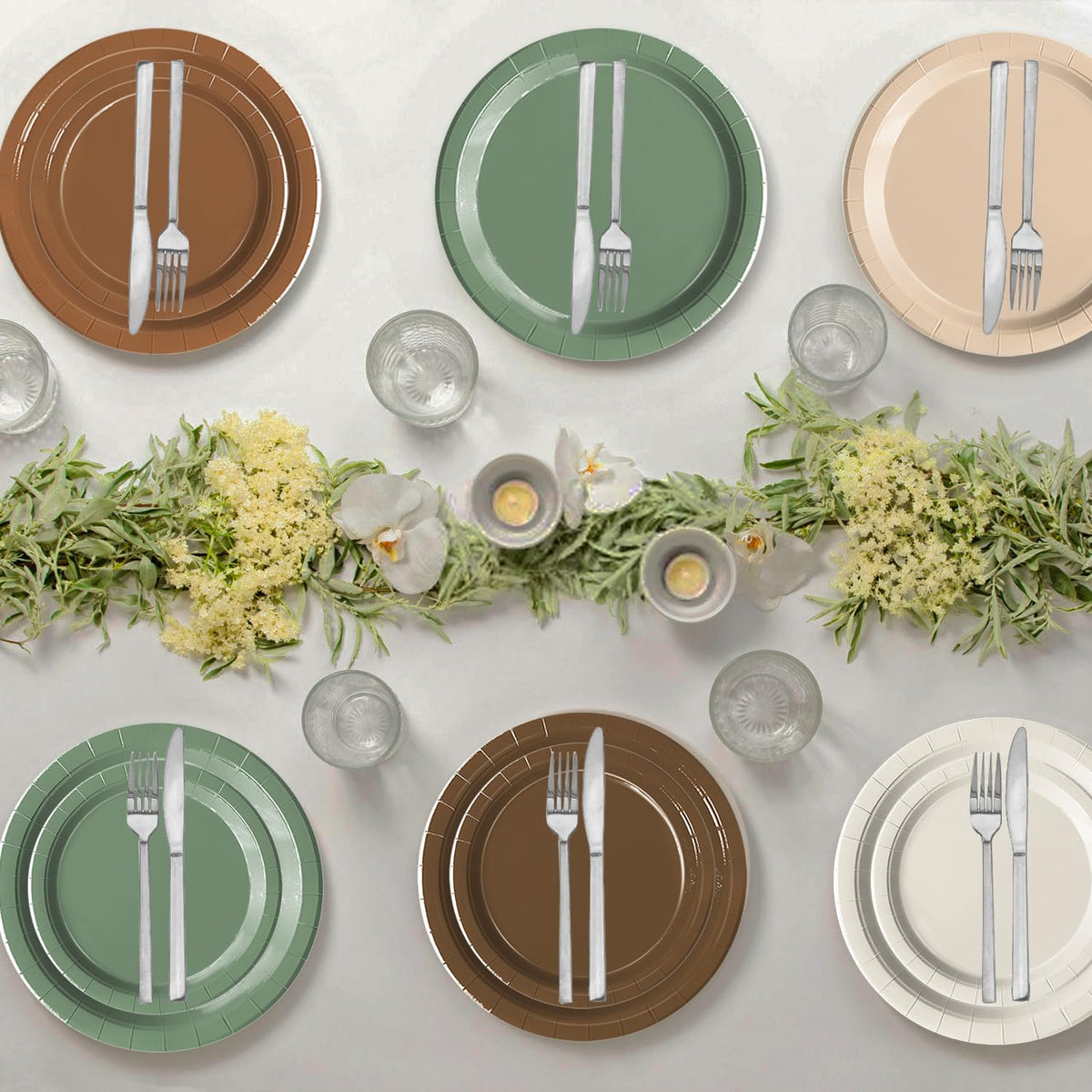 Oigco woodland table setup showcasing safari-themed decor for stylish, low-effort celebrations.