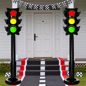 Oitnlaughter baby shower traffic-light balloons introduce playful color to the theme.