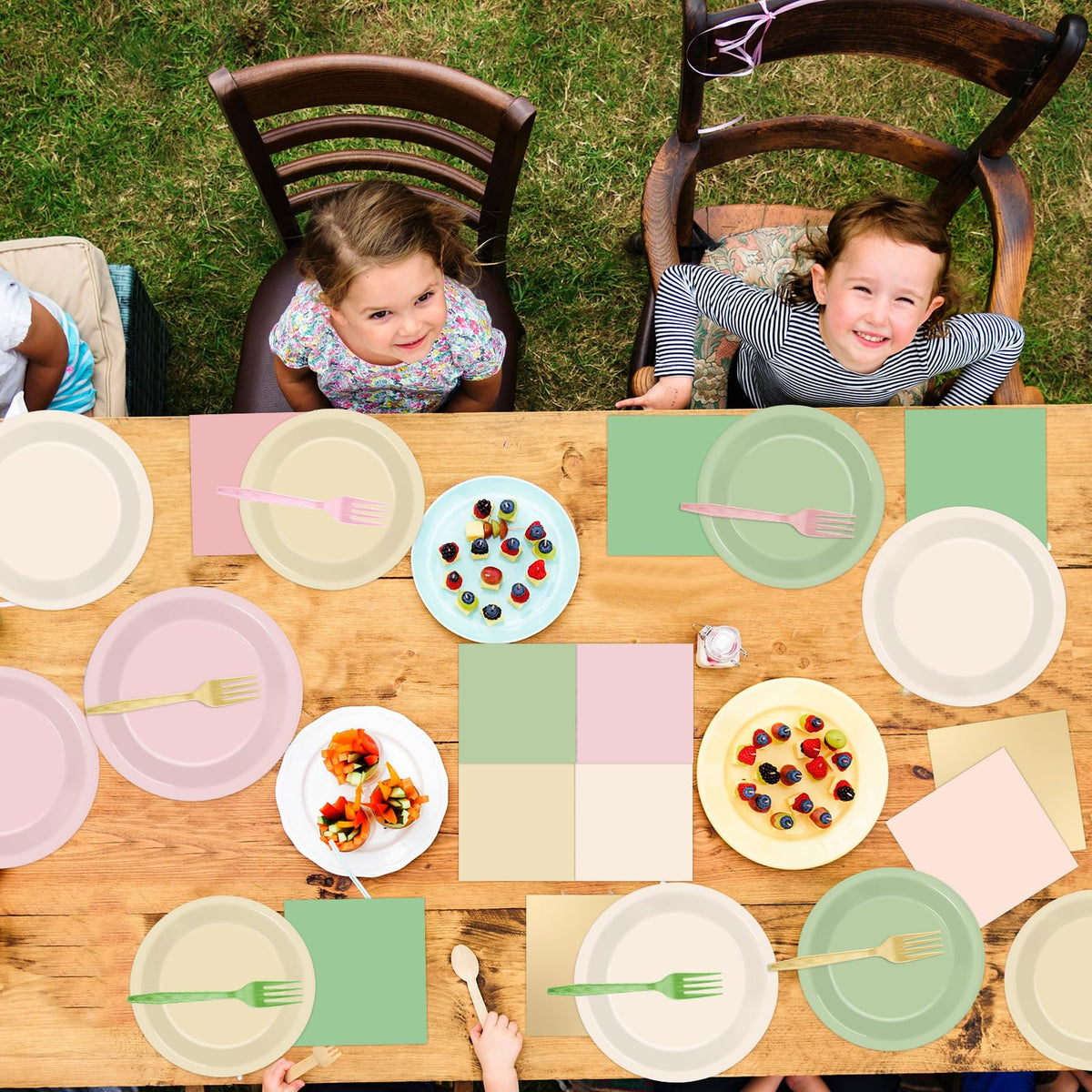 Oitnlaughter boho tableware kit ideal for girls' parties and photos