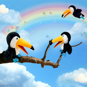 Okegztoa Toucan puppet offers a soft, skin-friendly feel during play.
