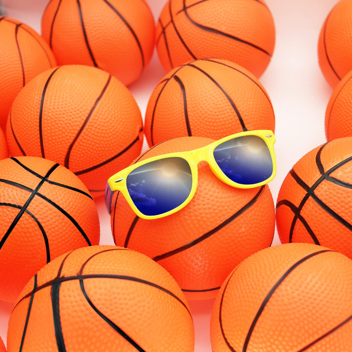 Oleitodh mini basketball ready for pool or beach play