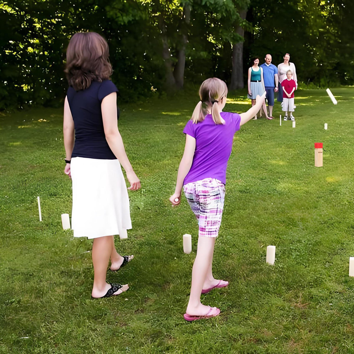 OLSA Kubb corner stables stabilize the layout for duels