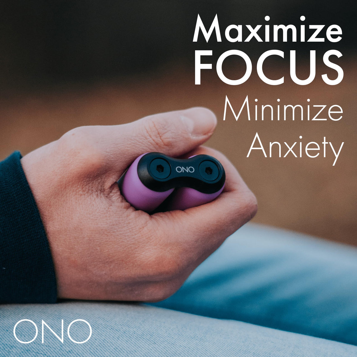 Close-up of ONO Roller aluminum body showing smooth rolling action