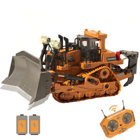 OrgaNatureQueen 9-Channel RC Bulldozer front view with immersive building play.