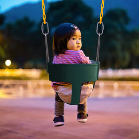 Orgrimmar backyard play setup featuring the high-back swing seat in green.