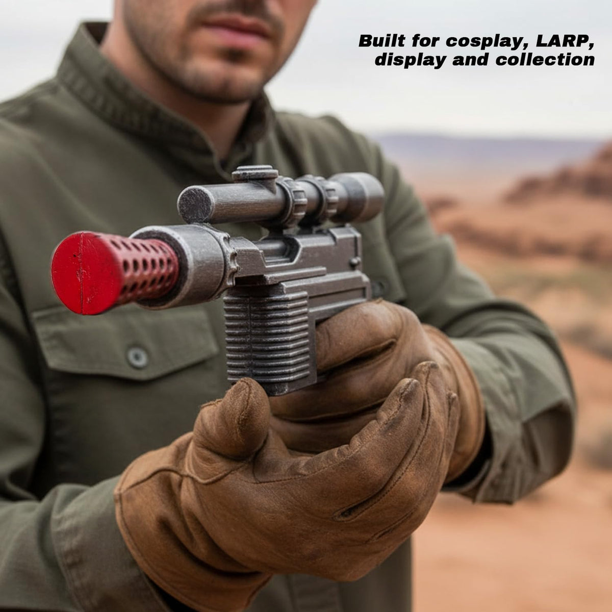 Easy to assemble detachable scope supports flexible display options.