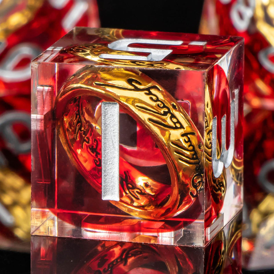 OUKELANWO Magic Lord Rings dice set in a protective box for gifting.