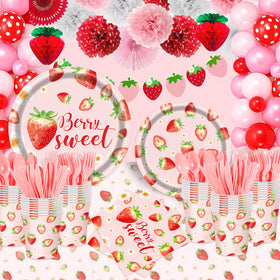 OUNIY Strawberry 7-inch paper plates complement pink decor