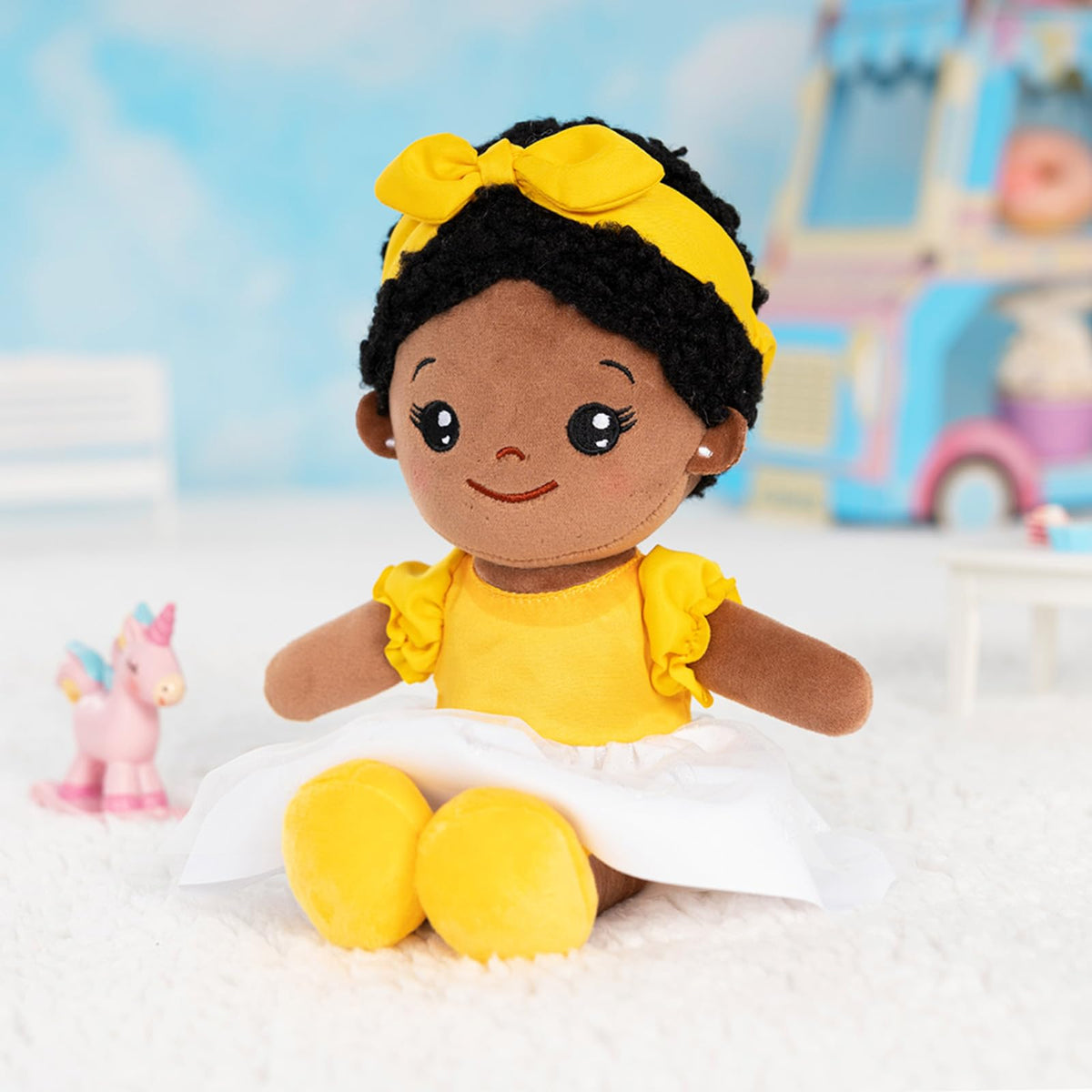 OUOZZZ gift-ready doll idea for birthdays and baby showers