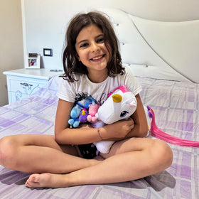 OUOZZZ gift-ready unicorn set, perfect for birthdays and special occasions