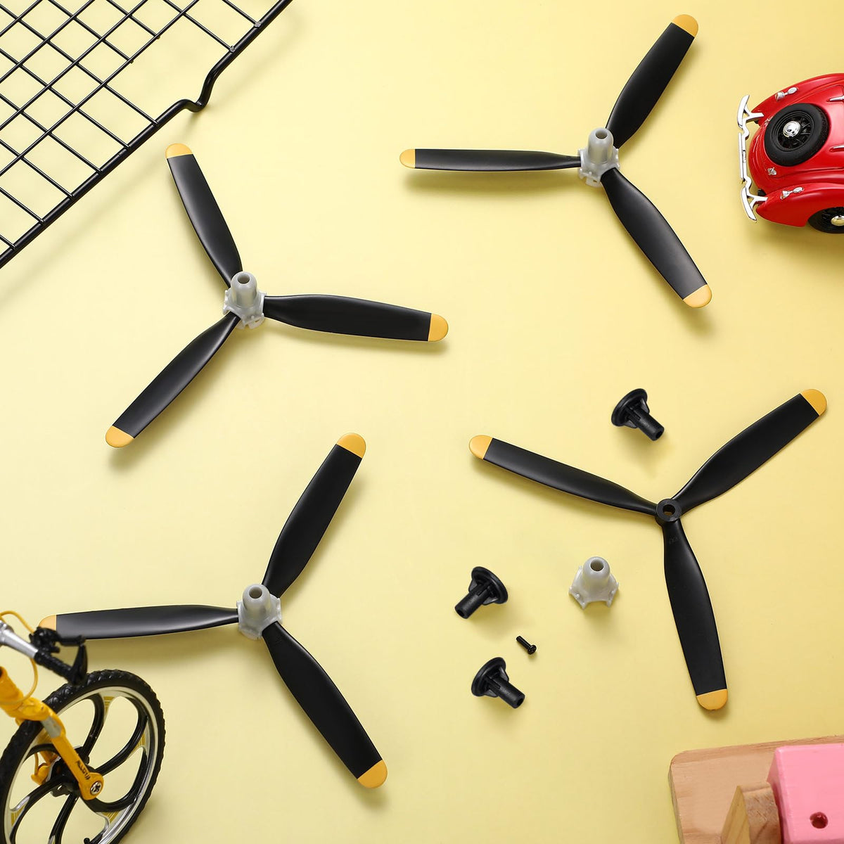 Outus easy-to-install RC propeller for simple maintenance