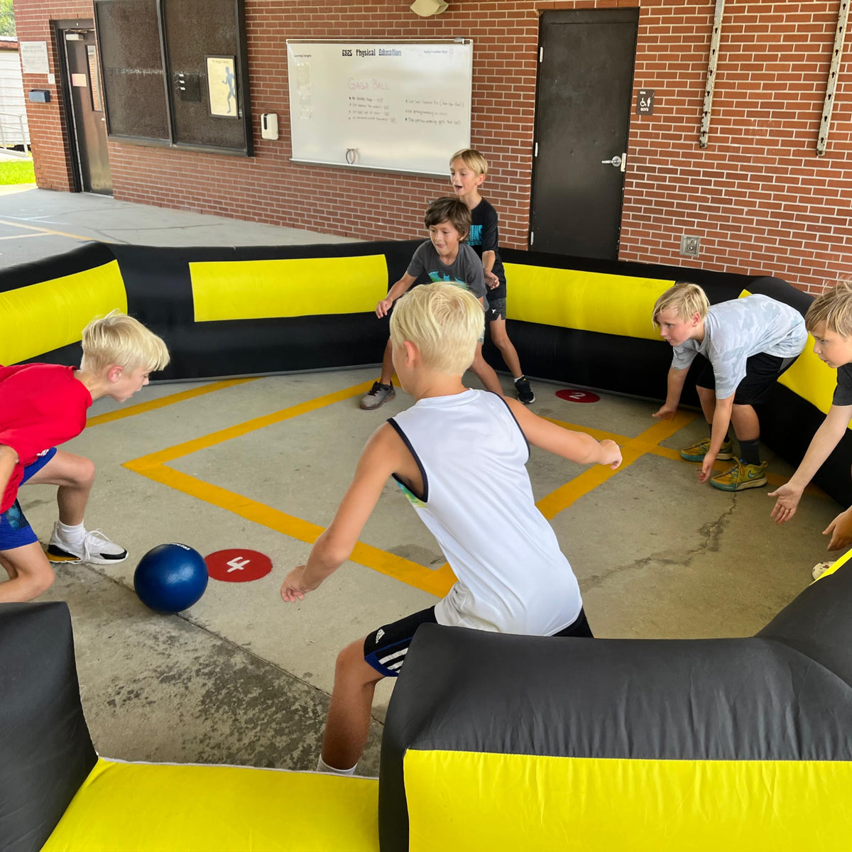 OZIS Gaga Ball Pit Velcro entrance opens for easy access.