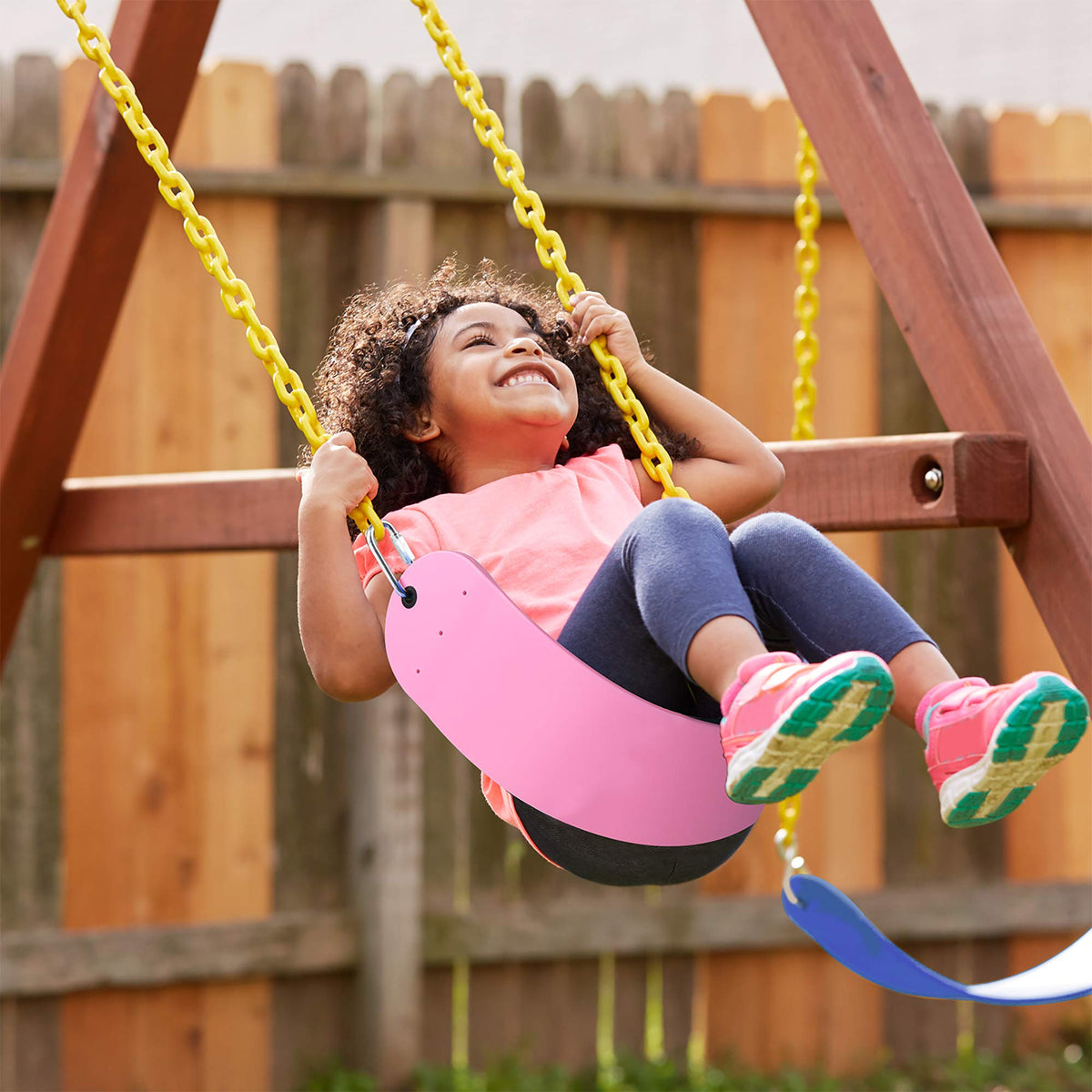 PACEARTH tree-hanging strap setup shows versatile installation on branches or beams.