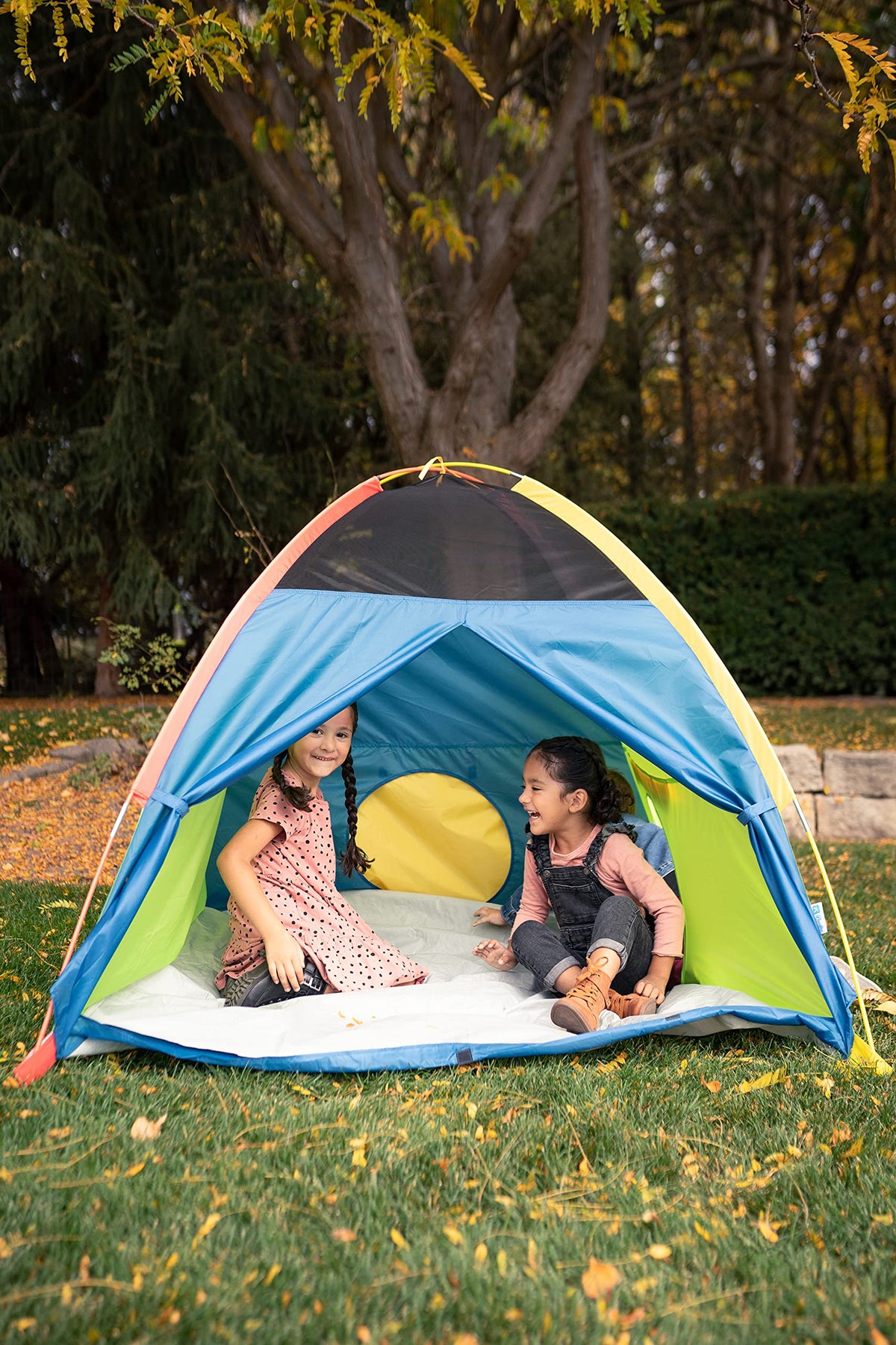Pacific Play Tents Super Duper 4 Kid Tent carry bag for travel storage