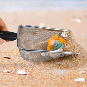 Pamiso Beach Sand Sifter ergonomic handles suit small hands for kids.