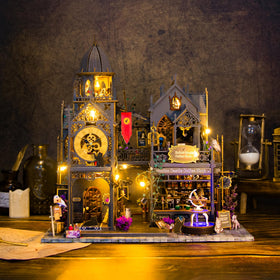 PANZIYU fantasy dollhouse display fits desks or shelves.