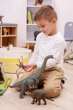 Papo Ankylosaurus club tail action captures defensive posture for imaginative play.