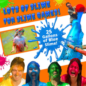 PARTY GOAT Blue slime powder in action with water guns for playful battles.