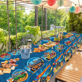 Party Greeting race car tablecloths protect surfaces while enhancing the racetrack vibe.