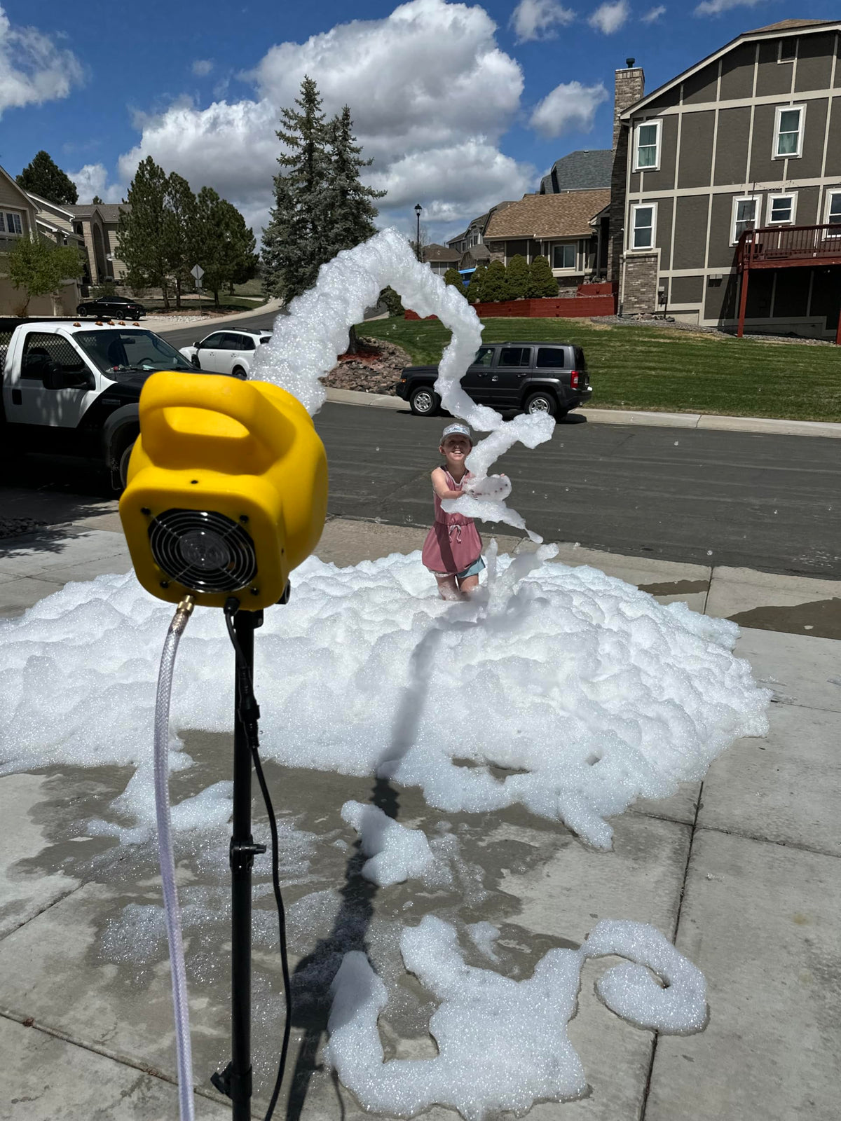 Partymachines Dr.Party foam cannon compatibility highlights versatile use.
