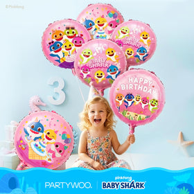 PartyWoo Baby Shark design close-up—officially licensed characters add authentic decor.