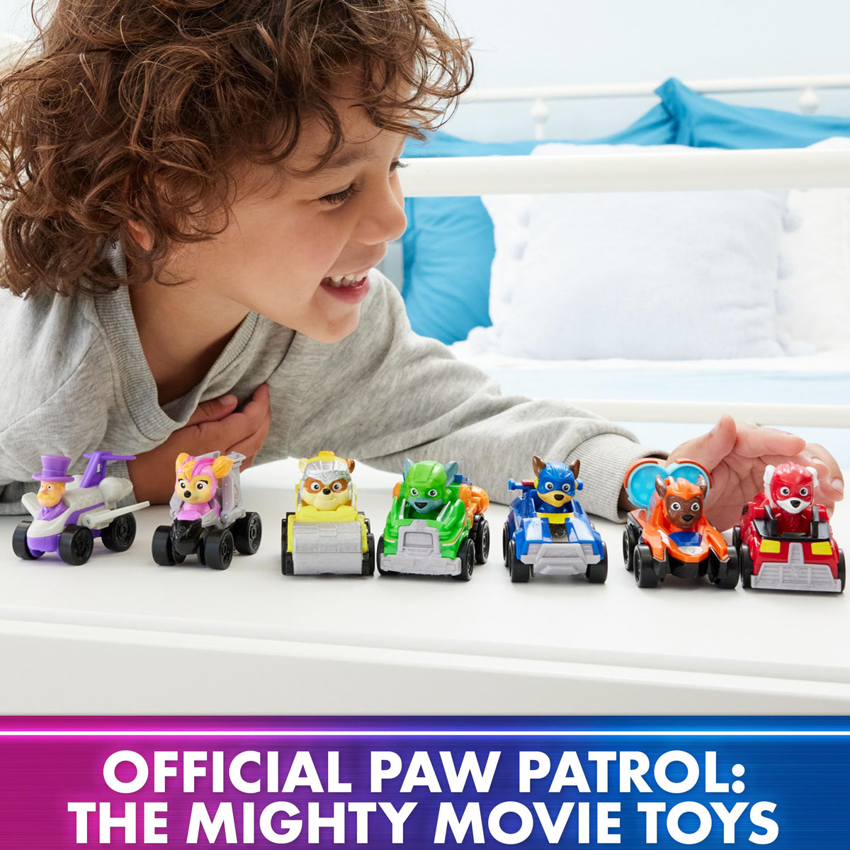 Chase Pup Squad Racer speeds into pretend rescue missions with authentic movie styling