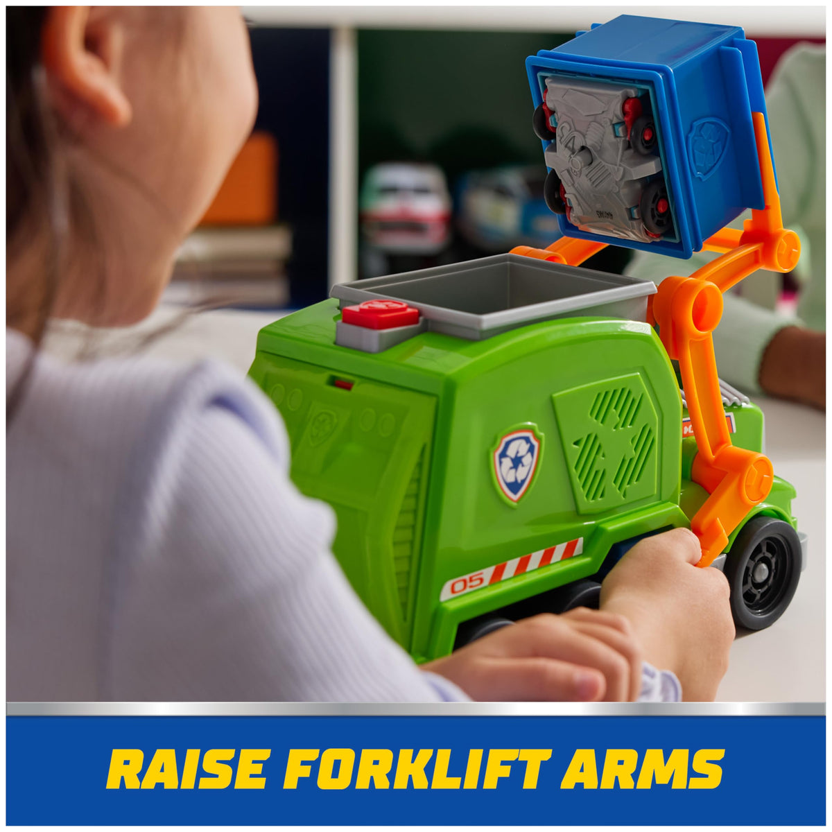 Forklift lever action to develop fine motor skills during playtime
