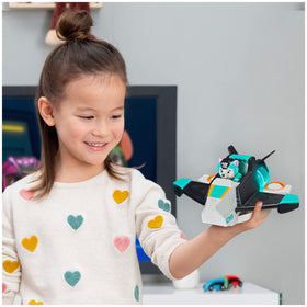 Transforming wings pop out for stealth to rescue mode