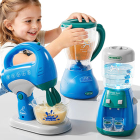 PEADUCK 3-in-1 blender in action fuels imaginative pretend smoothies.