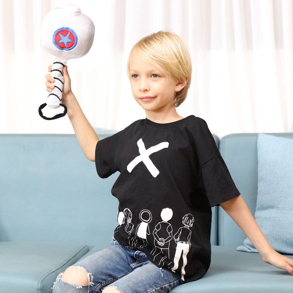 PELATOS Thor hammer plush close-up shows soft fabric and friendly details.