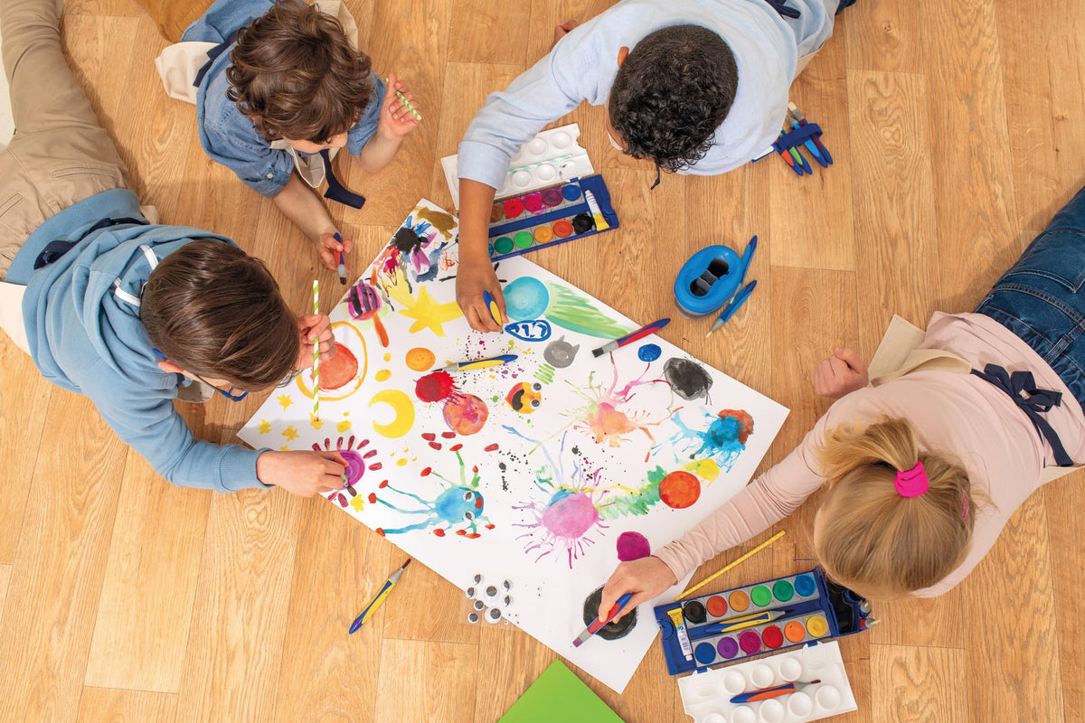 Mixing pans provide space for experimenting with color blends