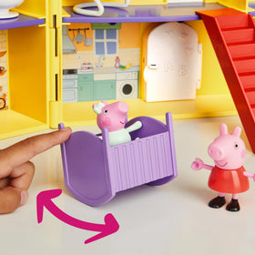 Peppa Pig living room sofa creates cozy family gathering scenes.