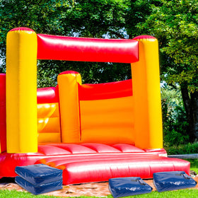 PEUTIER sandbags serve as tent anchors in camping and outdoor events.