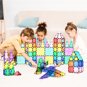 PicassoTiles family bonding fosters shared achievement during collaborative builds