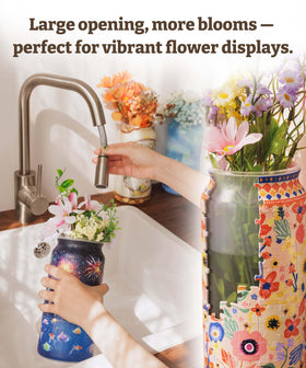 PieceRelax Unique flower container brightens shelves and tabletops.