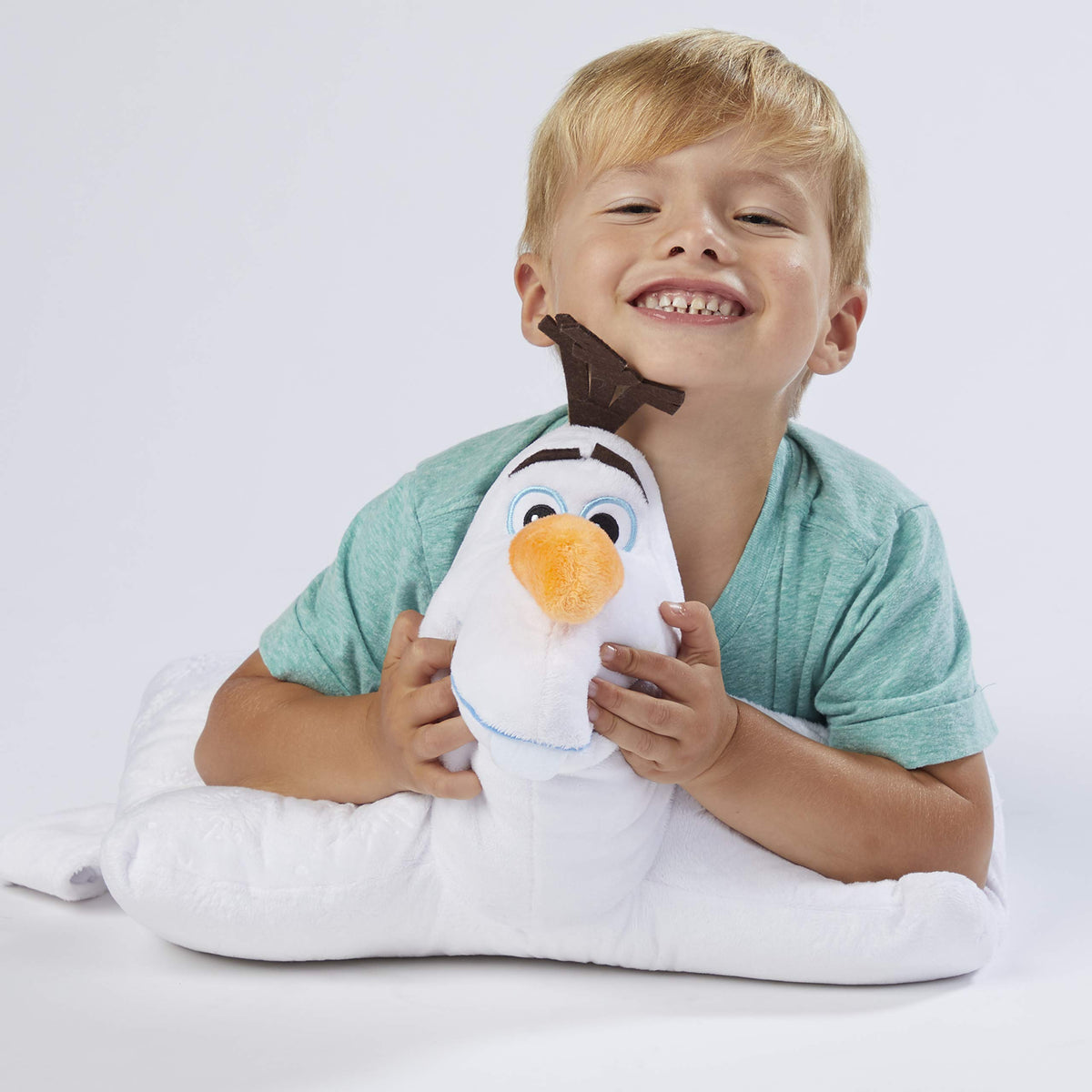 Pillow Pets Disney Olaf snowman plush ready for bedtime and reading time.