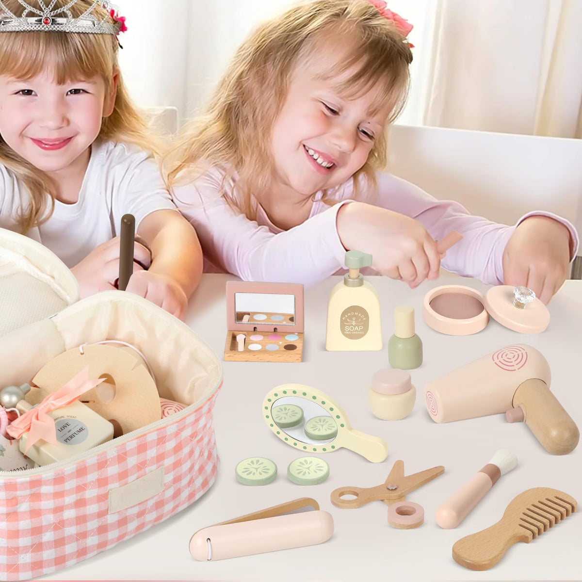Pithfor wooden makeup toy set portable bag keeps play organized on the go.